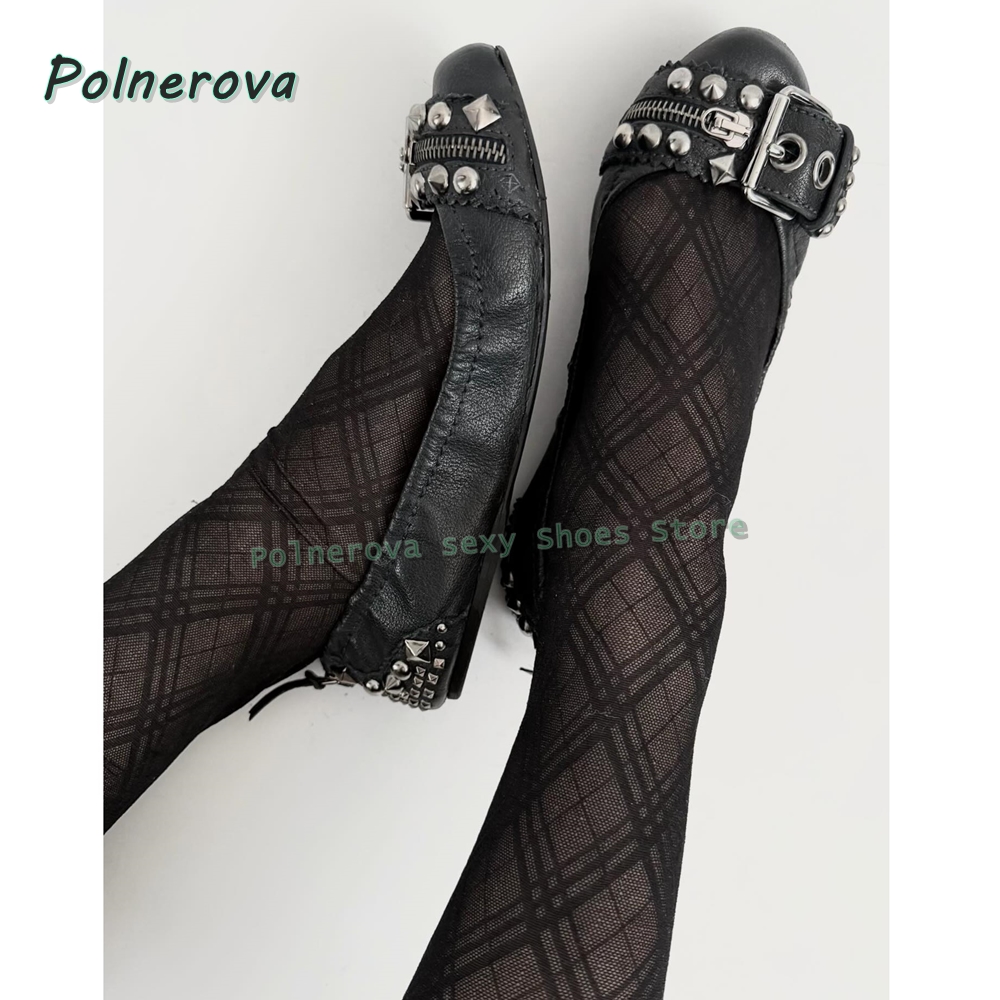 Women Fashion Trend 2026 - Sepatu Mary Jane dengan Gesper Rivet,