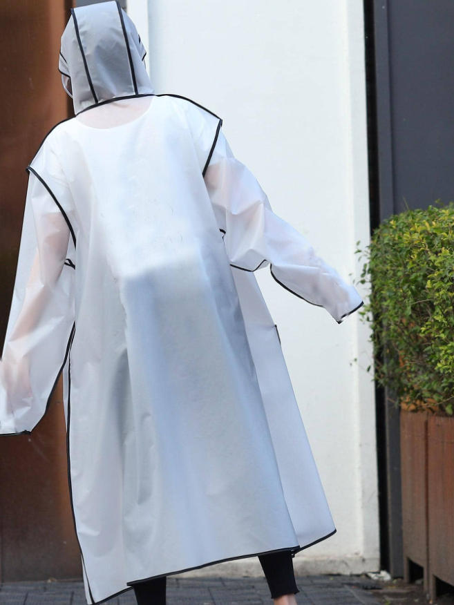 Jas Hujan Multifungsi Fashion  - Women'S Fashion Raincoat ulasan dan harga