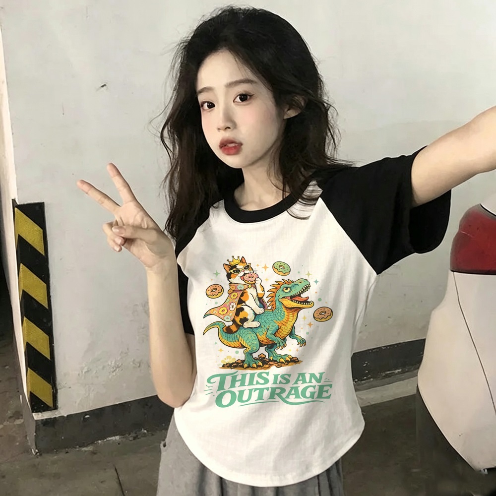Kaos Dungeon Crawler Carl wani - Women Fashion 80S ulasan dan harga